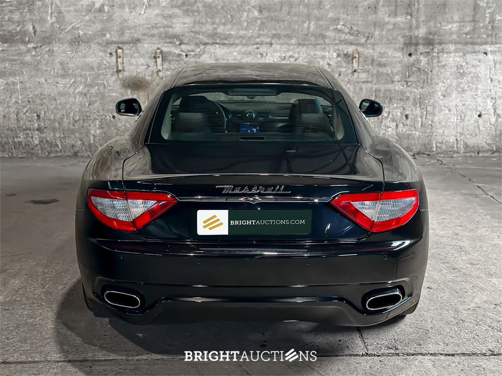 Maserati GranTurismo S 4.7 V8 440pk 2009