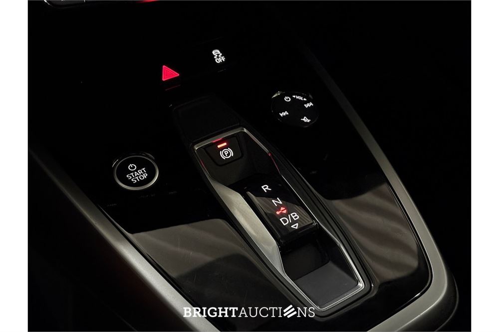 Audi Q4 35 Advanced edition 55 kWh 2022 (Origineel-NL), R-916-DG
