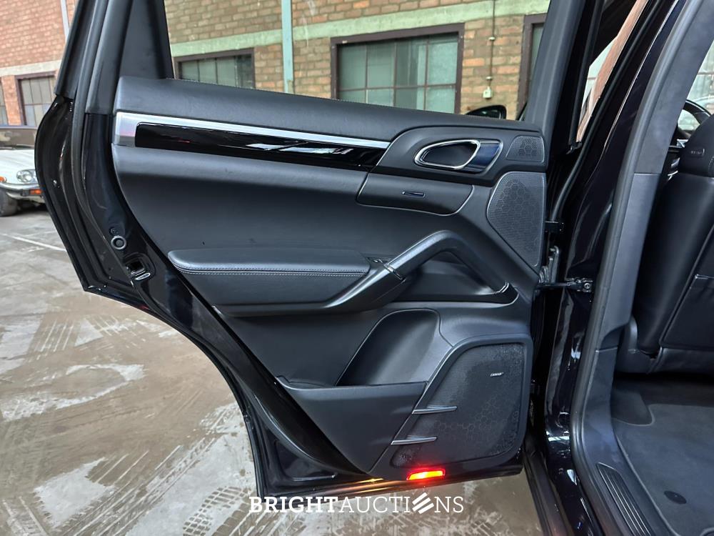 Porsche Cayenne 3.6 S 420pk 2014, K-204-BH