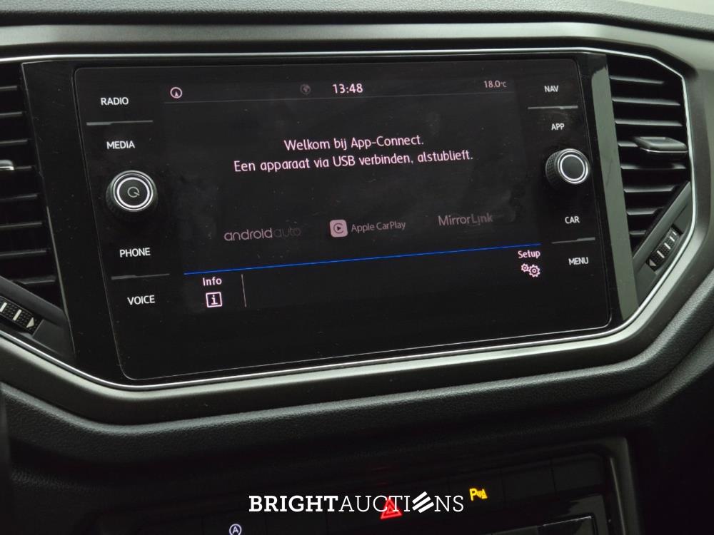 Volkswagen T-Roc Sport 1.5 TSI 150pk 2018, L-388-JZ