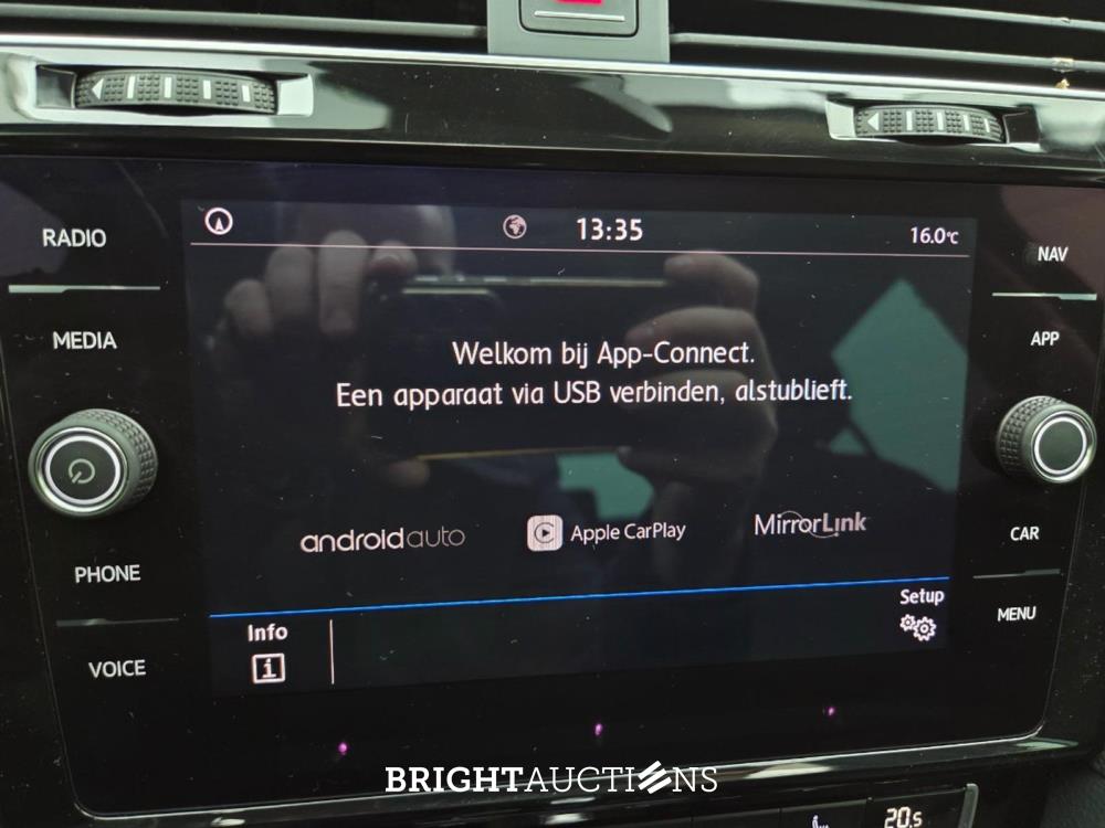 Volkswagen Golf Highline Business R 1.5 TSI 150pk 2017, GZG-30-F