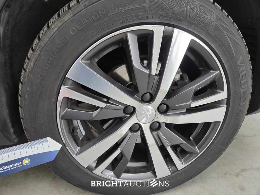 Peugeot 5008 Blue Lease Allure 1.2 PureTech 131pk 2021 (Origineel-NL), L-352-XL