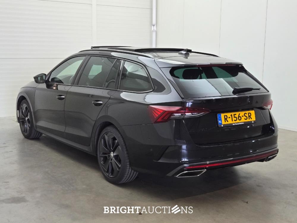 Škoda Octavia Combi iV RS 2.0 TSI 245pk 2021, R-156-SR