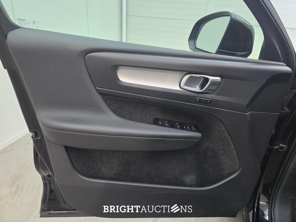 Volvo XC40 T4 Recharge Inscription Expression 1.5 211pk 2022 (Origineel-NL), P-822-BS