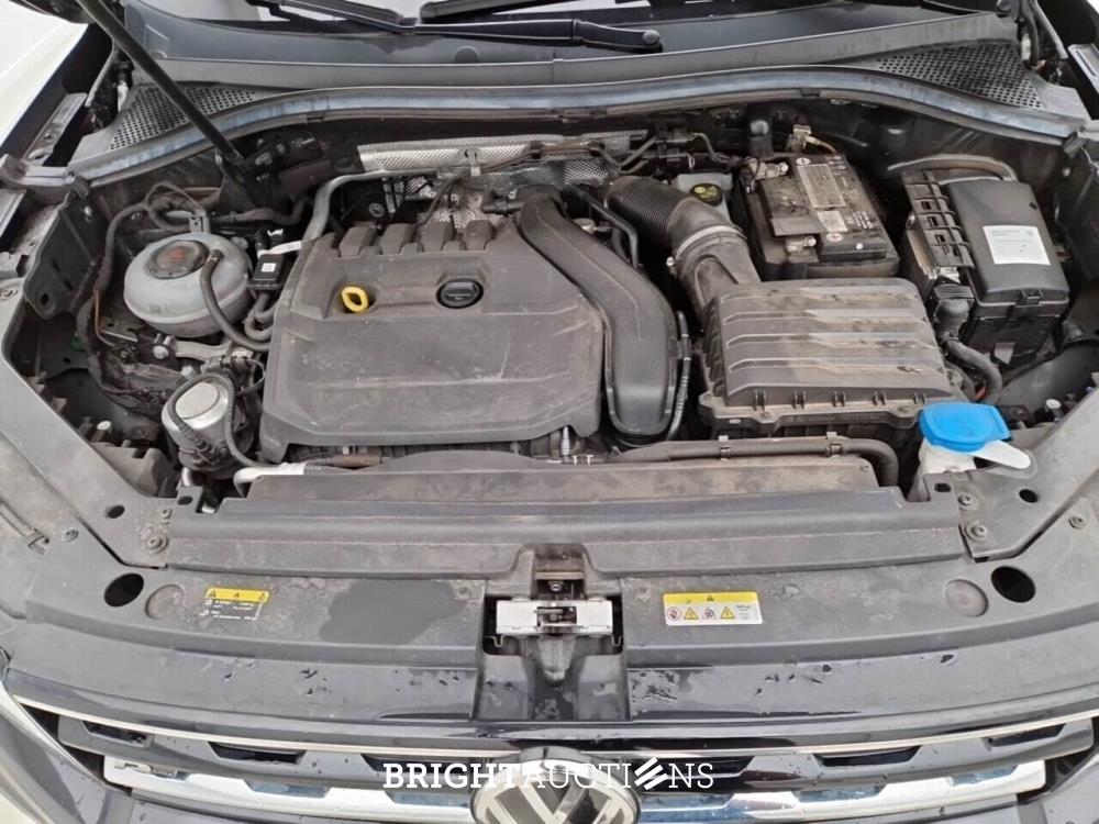 Volkswagen Tiguan Highl. Bus R 1.5 TSI 150pk 2020 (Origineel-NL), J-885-HF