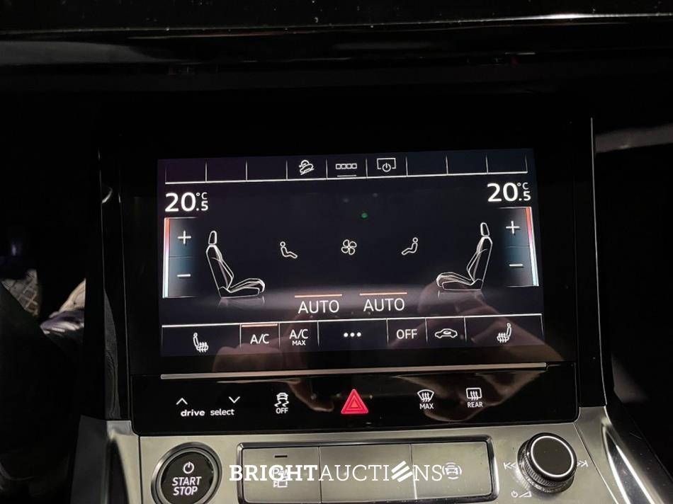 Audi e-tron 50 quattro Business edition Plus 71 kWh 313pk 2020 (Origineel-NL), K-587-KK