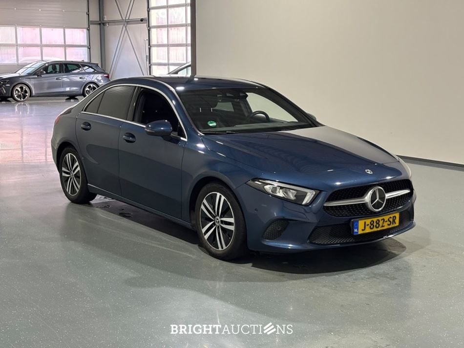 Mercedes-Benz A200 Limousine Business Solution Luxury 163pk 2020 (Origineel-NL) A-klasse, J-882-SR