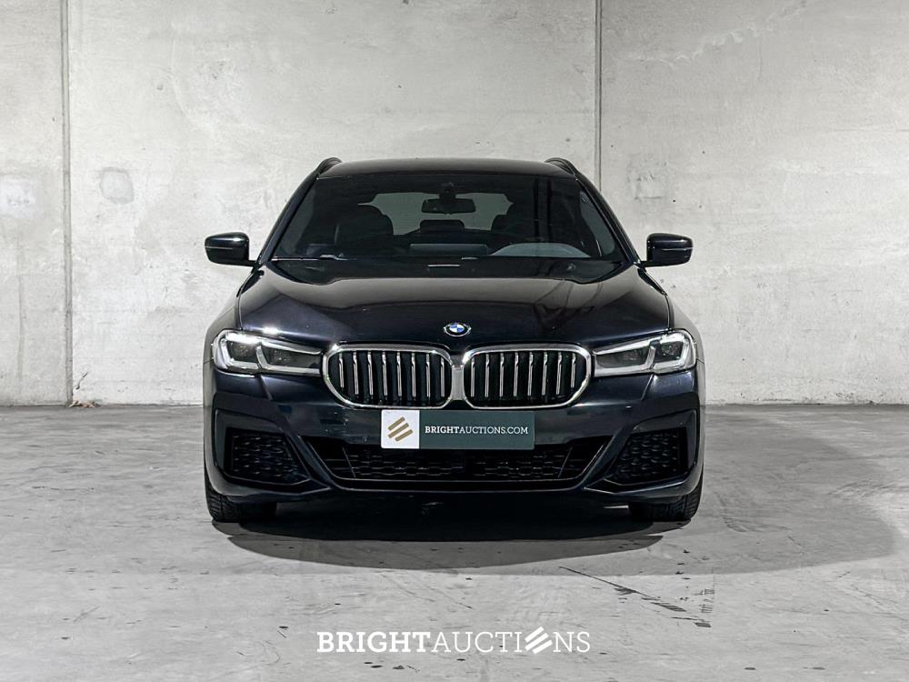 BMW 520i Touring High Executive Edition M-Sport 184pk 2021 (Origineel-NL) 5-Serie G31, L-194-JX