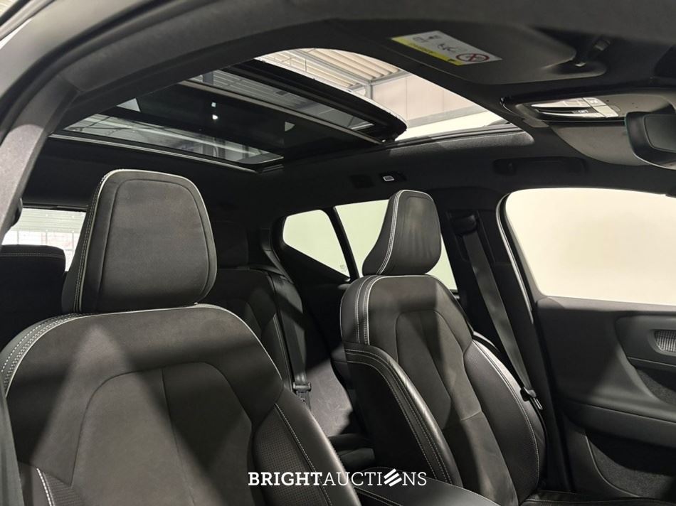 Volvo XC40 Recharge P8 R-Design AWD 408pk 2021 (Origineel-NL), L-840-FT