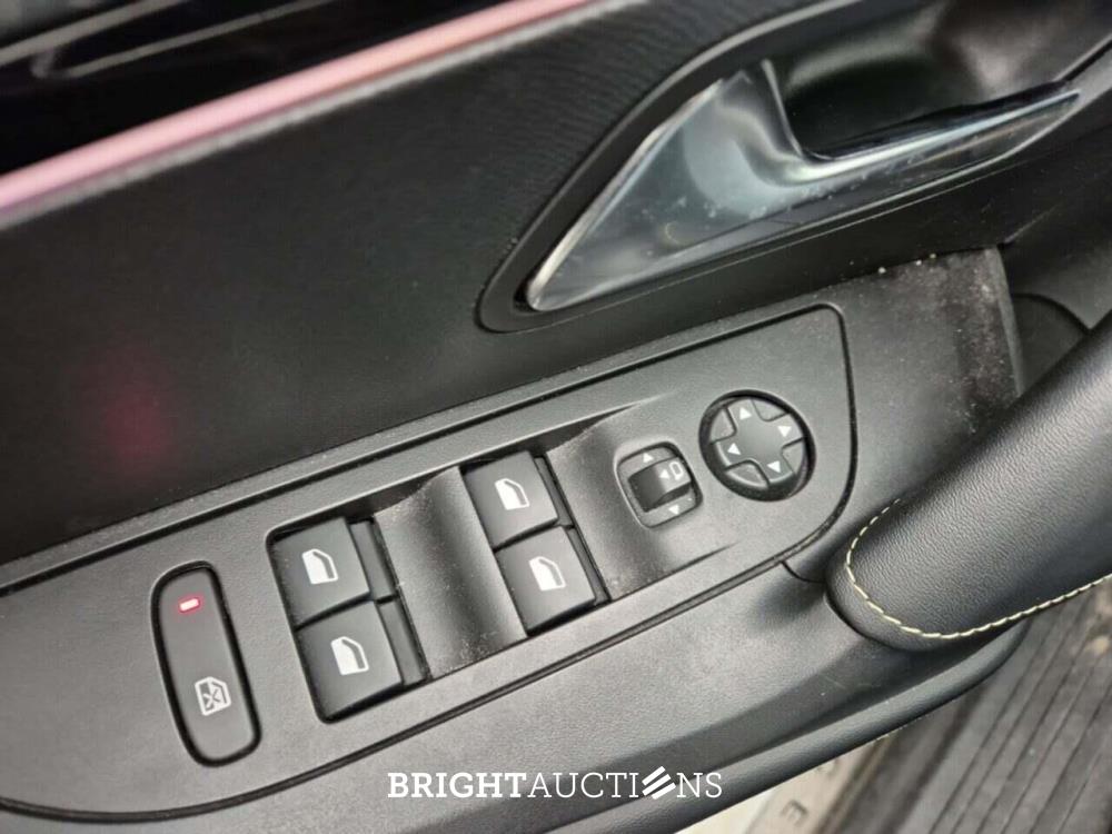 Peugeot 2008 Pt Gt 1.2 131pk 2022 (Origineel-NL), P-369-VX