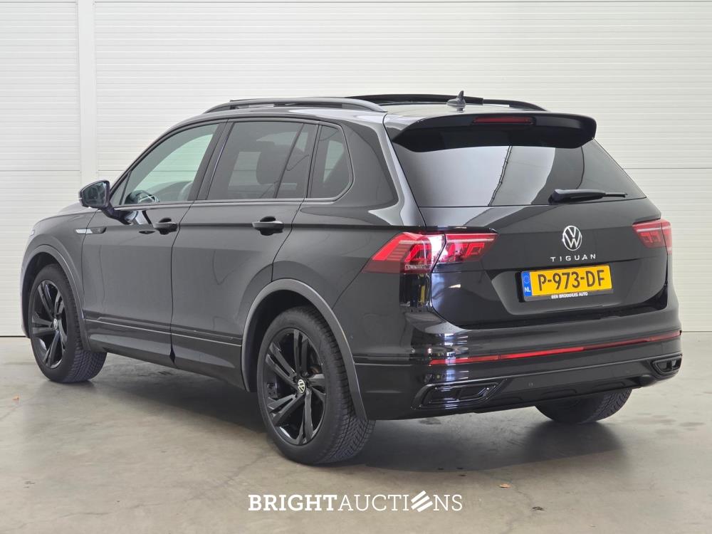 Volkswagen Tiguan R-Line Business 1.5 TSI 150pk 2022 (Origineel-NL), P-973-DF
