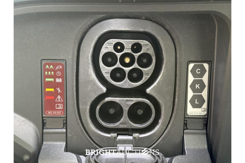 Audi Q8 e-tron 50 Advanced Edition Quattro 95 kWh 340pk 2023 (Origineel-NL), T-481-TT