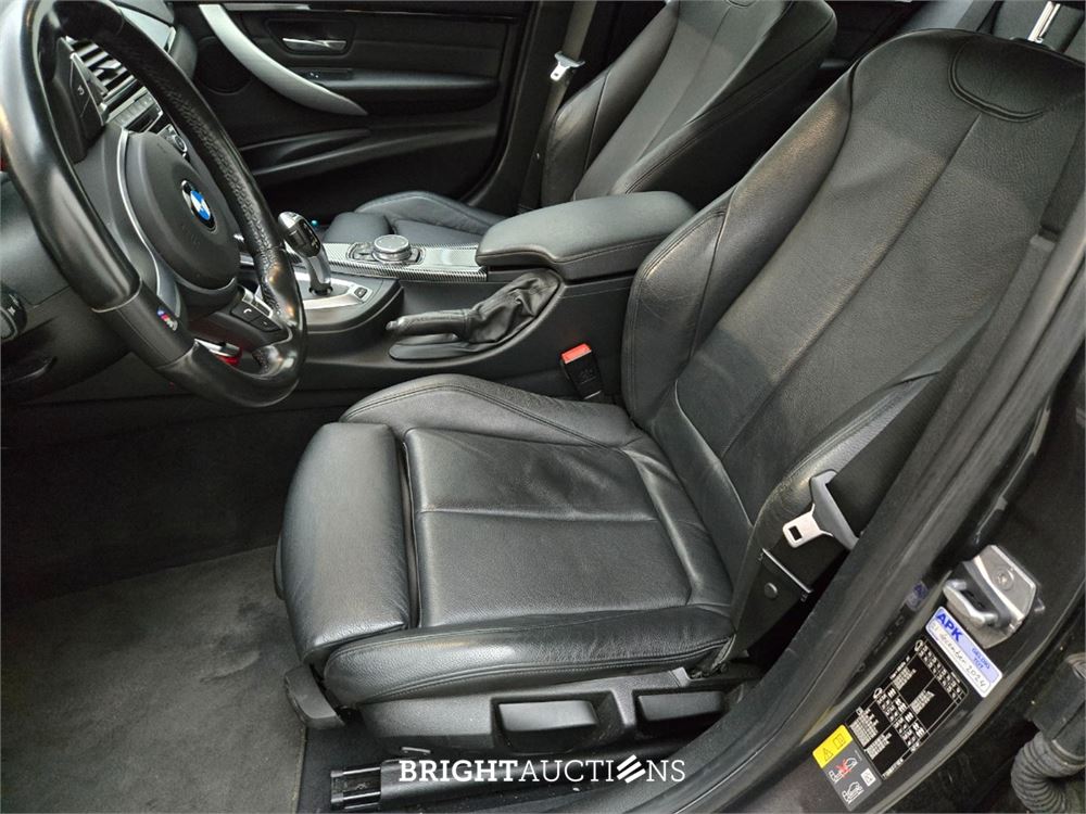 BMW 330e Centennial High Executive 272pk 2016 (Origineel-NL) 3-Serie, KX-220-P