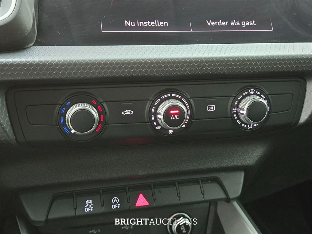 Audi A1 Sportback 25 Pro Line TFSI 95pk 2023 (Origineel-NL), R-150-ZB