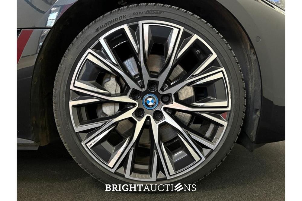BMW i4 eDrive40 High Executive 84 kWh 340pk 2022 (Origineel-NL), P-888-HD