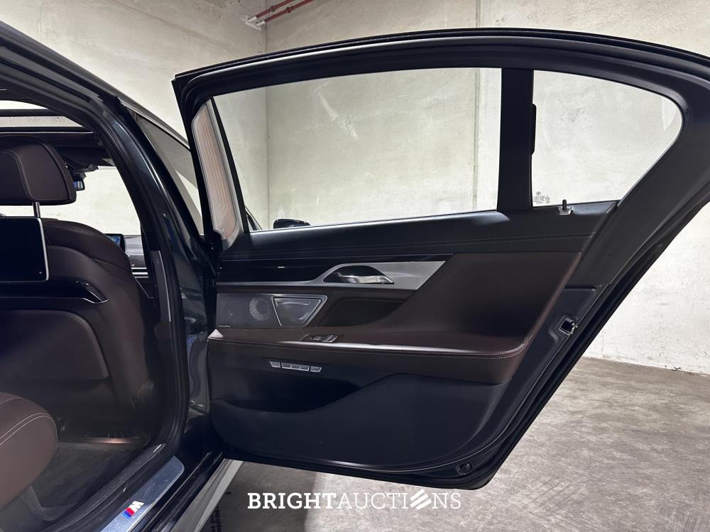 BMW 750Li xDrive High Executive 4.4 V8 7-serie 449pk 2017, XF-396-X