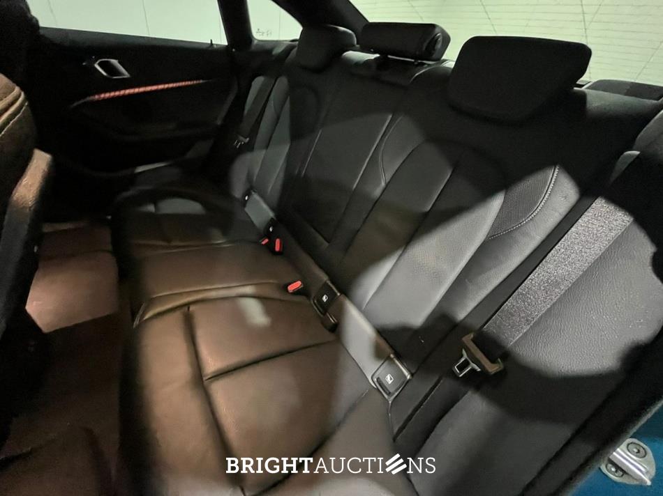 BMW 218i Gran Coupe Automaat High Executive Edition M-Pakket 136pk 2022 (Origineel-NL) 2-Serie, P-884-LJ