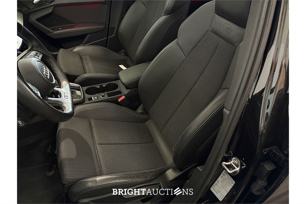 Audi A3 Sportback 35 edition one TFSI 149pk 2021 (Origineel-NL), L-566-DG