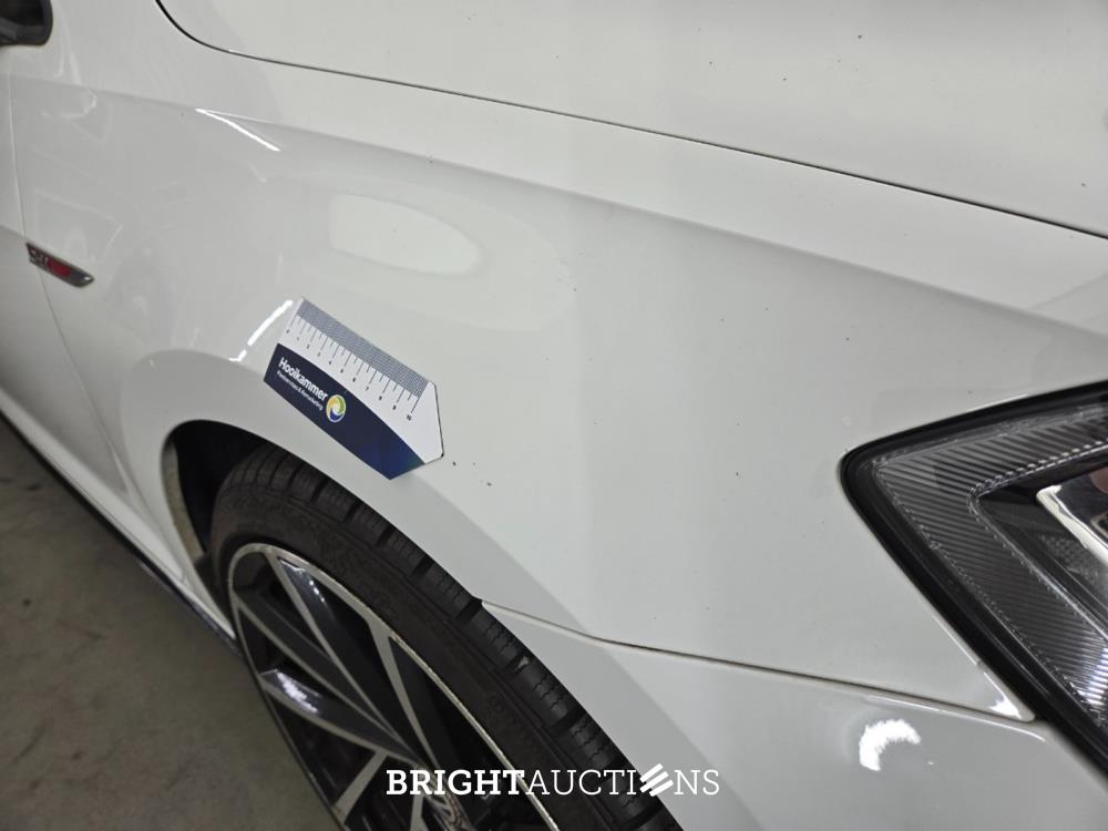 Volkswagen Golf GTI Performance 2.0 TSI 245pk 2017, L-416-LR