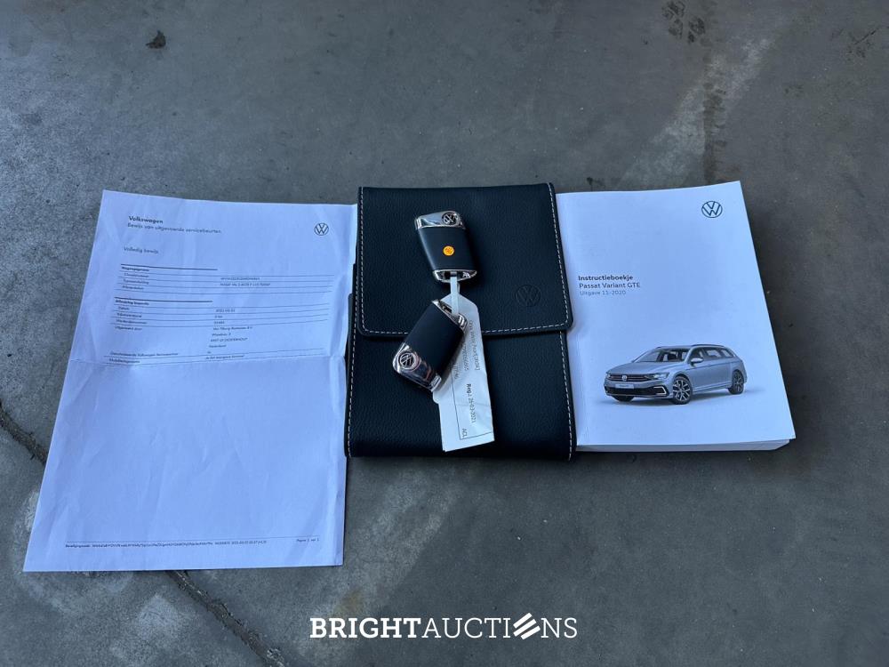 Volkswagen Passat Variant 1.4 TSI PHEV GTE Business 156pk 2021 (Origineel-NL+1e eigenaar), K-814-XG