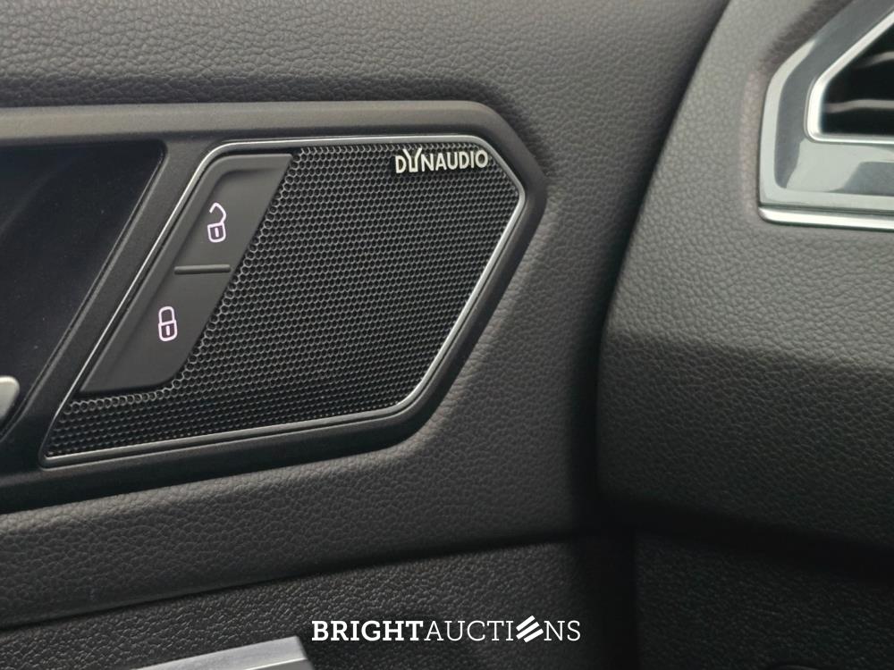 Volkswagen Tiguan ACT Highline Business R 1.5 TSI 150pk 2019 (Origineel-NL), ZB-318-G