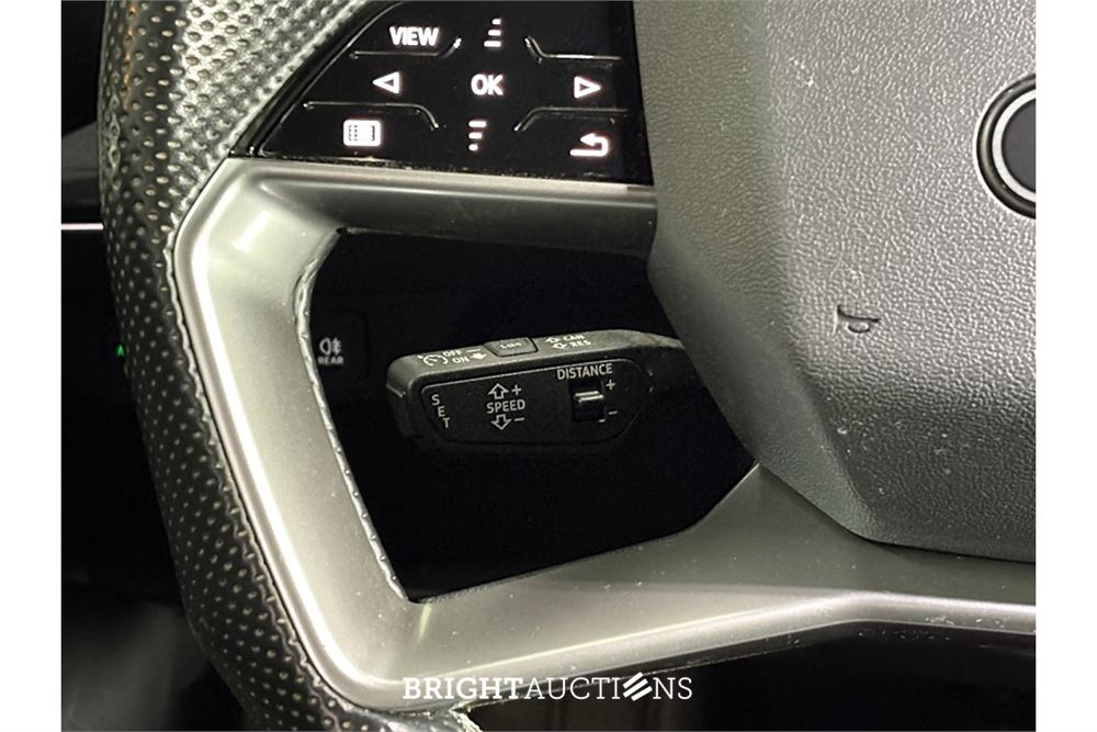 Audi Q4 35 Launch edition S Competition 55 kWh 2022 (Origineel-NL), P-141-FF