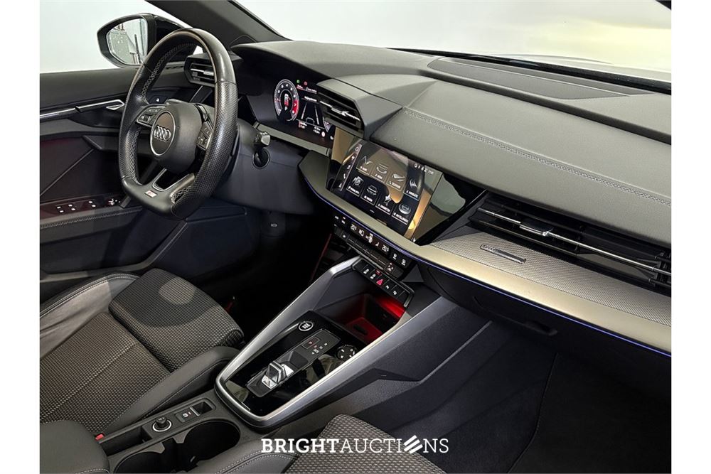 Audi A3 Sportback 35 edition one TFSI 149pk 2021 (Origineel-NL), L-566-DG