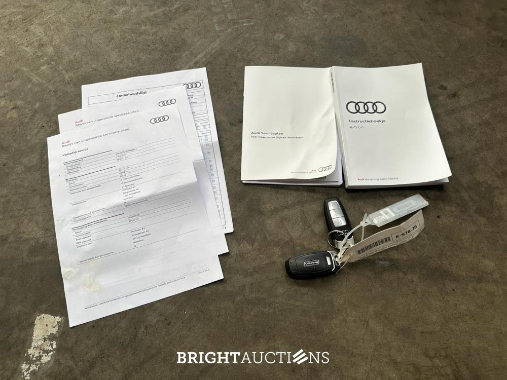 Audi e-tron 50 quattro Business edition 71 kWh 313pk 2020 (Origineel-NL + 1e eigenaar), K-578-JS
