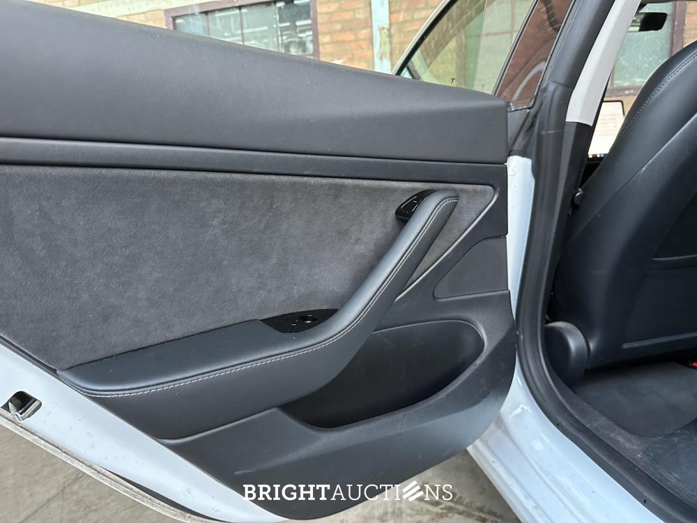 Tesla Model 3 Standard RWD Plus 60 kWh 238pk 2020 (Origineel-NL + 1e eigenaar, K-953-BT