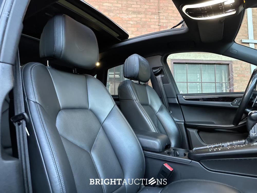 Porsche Macan S 3.0 V6 354pk 2019 Sport-Chrono, R-426-XL