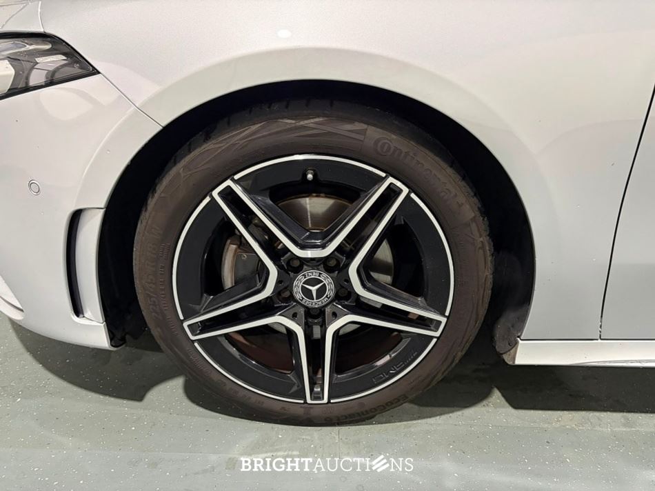 Mercedes-Benz A180 Business Solution AMG 136pk 2021 (Origineel-NL) A-klasse, K-126-HF