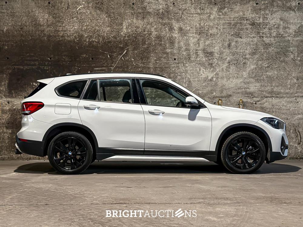 BMW X1 sDrive20i Business Edition Plus 178pk 2022 (Origineel-NL), P-914-LJ