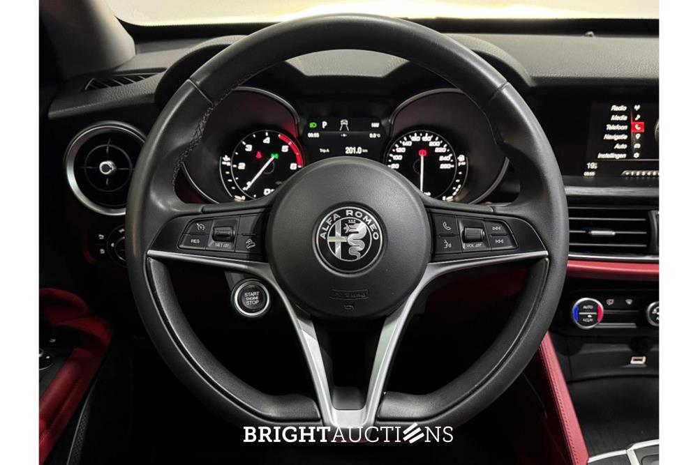 Alfa Romeo Stelvio 2.2d Super 2.2 150pk 2018, XD-720-P