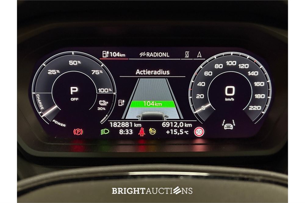 Audi Q4 40 S edition 77 kWh 2022 (Origineel-NL), R-245-LF