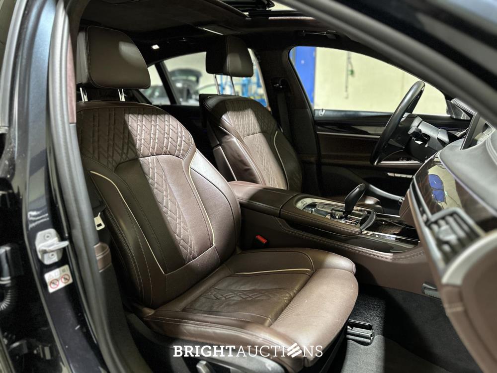 BMW 750Li xDrive High Executive 4.4 V8 7-serie 449pk 2017, XF-396-X