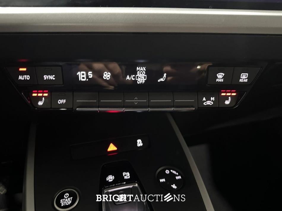 Audi Q4 35 Launch Edition 55 kWh 170pk 2021 (Origineel-NL), N-506-XJ