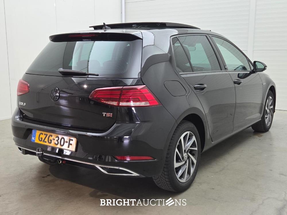 Volkswagen Golf Highline Business R 1.5 TSI 150pk 2017, GZG-30-F