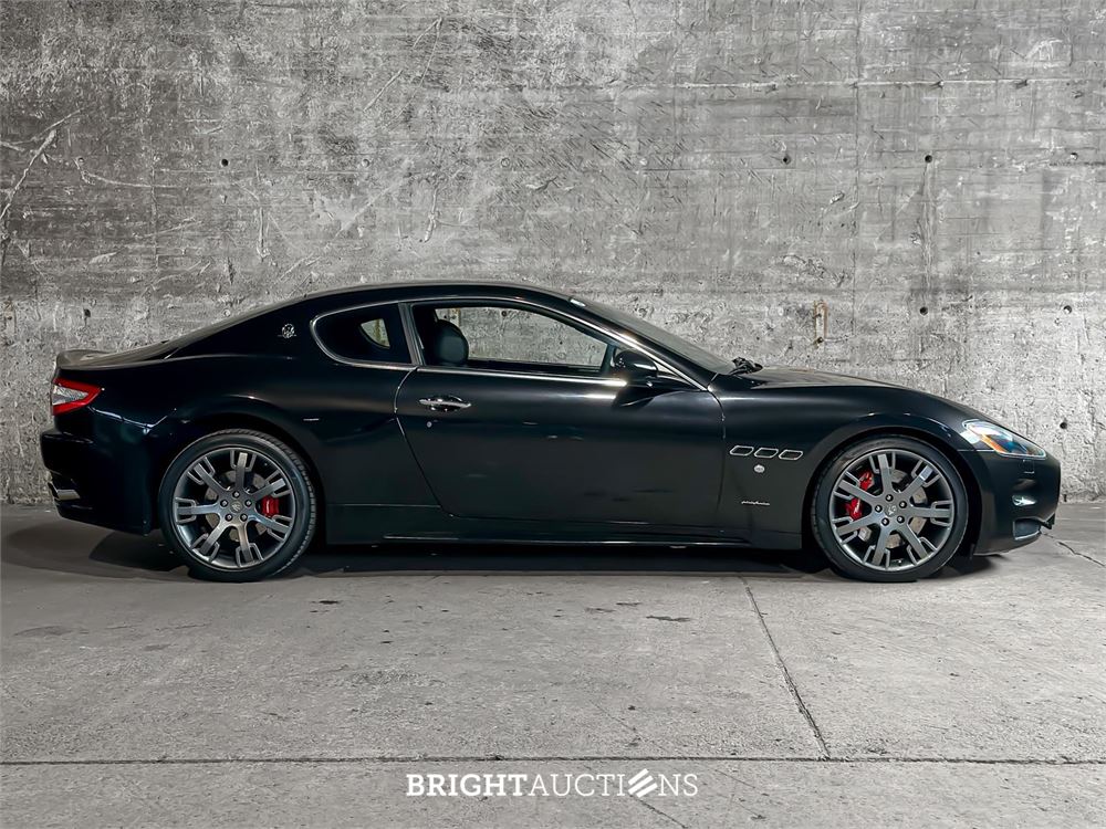 Maserati GranTurismo S 4.7 V8 440pk 2009