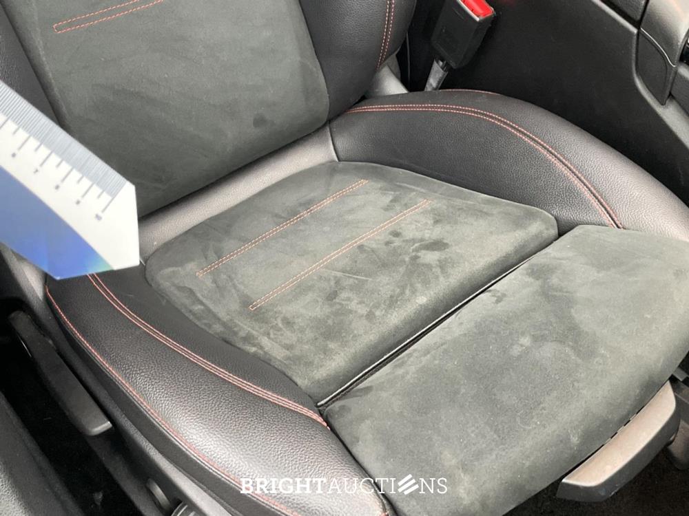 Mercedes-Benz A 180 Business Solution AMG Night Upgrade 136pk 2019 (Origineel-NL) A-klasse, ZN-716-K