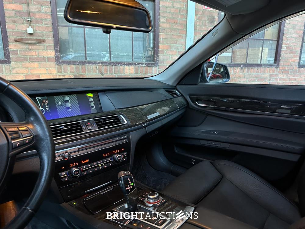 BMW ActiveHybrid7 F04 4.4 V8 7-serie 465pk 2011 -Youngtimer-