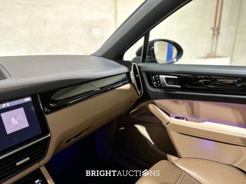 Porsche Cayenne Coupé 3.0 V6 E-Hybrid 462pk 2021 (Origineel-NL + 1e eigenaar), K-327-PV