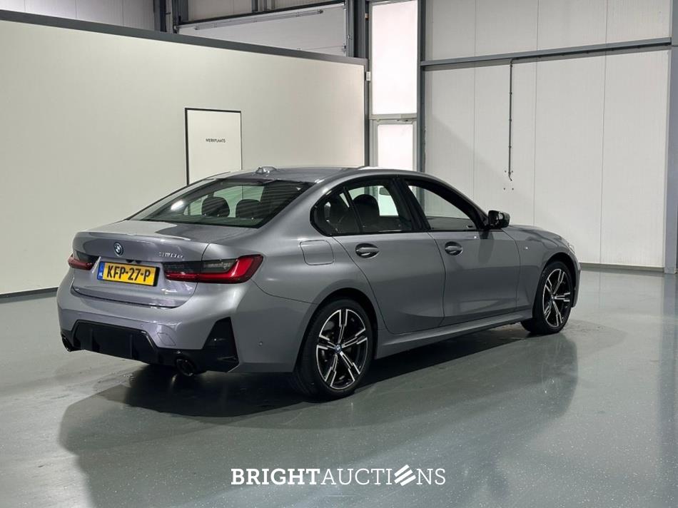 BMW 320e 3-serie M-pakket 272pk 2024 3-Serie, KFP-27-P