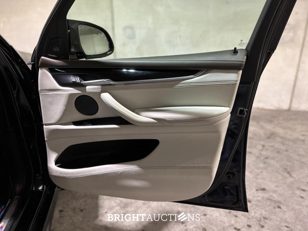 BMW X5M 4.4 V8 M-Sport F85 576pk 2015, JPV-47-K

