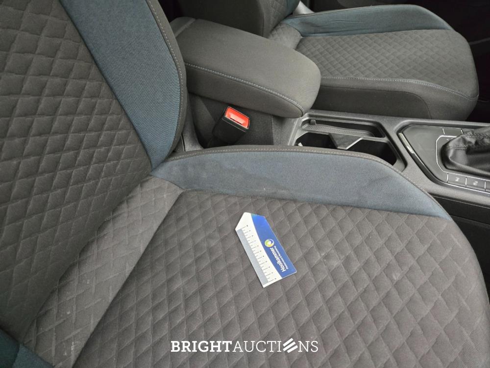 Volkswagen Tiguan ACT Highline Business R 1.5 TSI 150pk 2019, N-374-LX