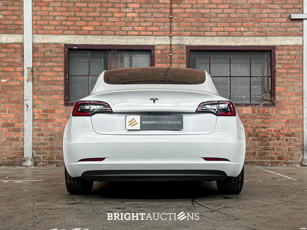 Tesla Model 3 Standard RWD Plus 60 kWh 238pk 2020 (Origineel-NL + 1e eigenaar, K-953-BT