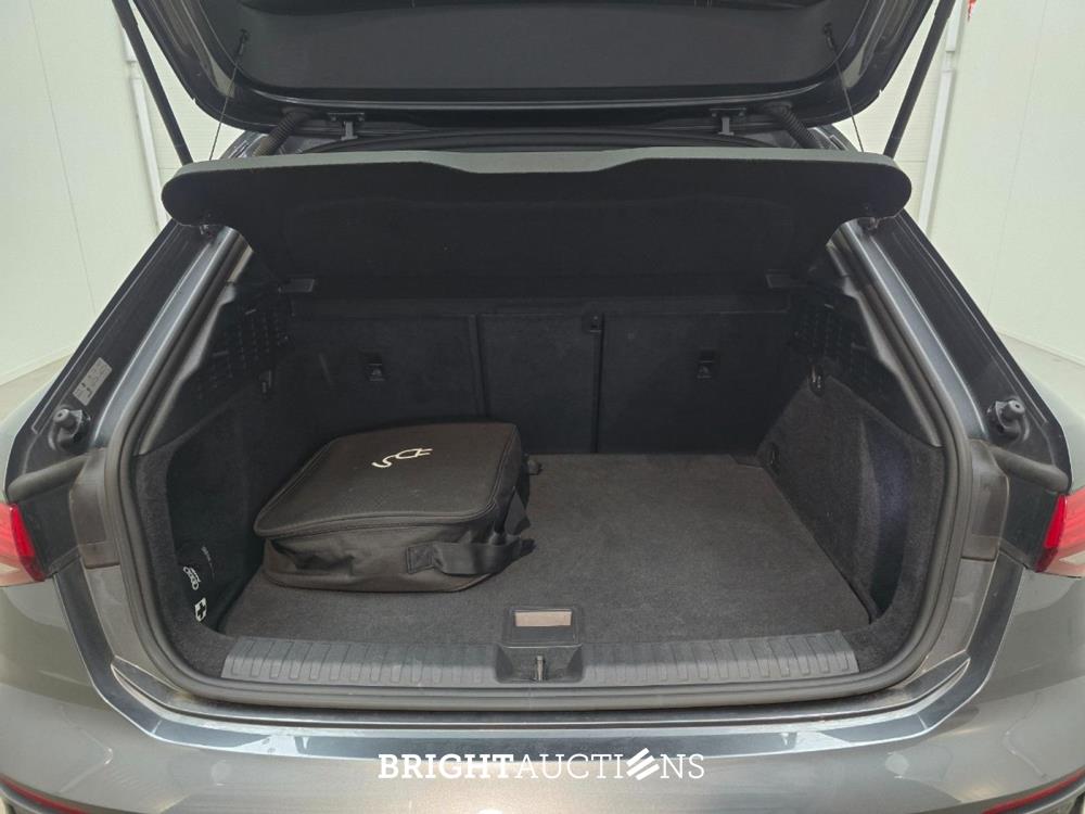 Audi A3 Sportback 45 e S edition Competition TFSI 265pk 2020, Z-342-HS