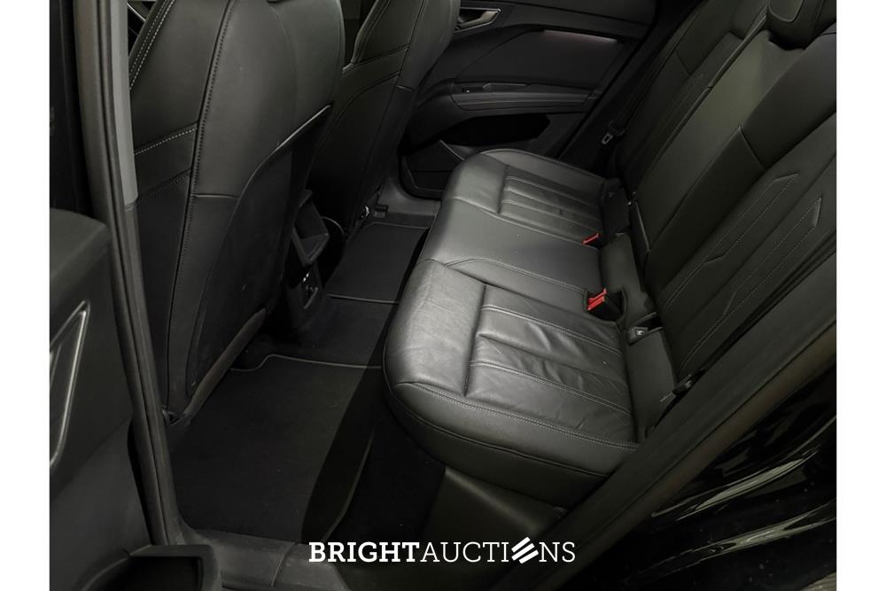 Audi Q4 40 Advanced edition 77 kWh 204pk 2022 (Origineel-NL), P-242-HB