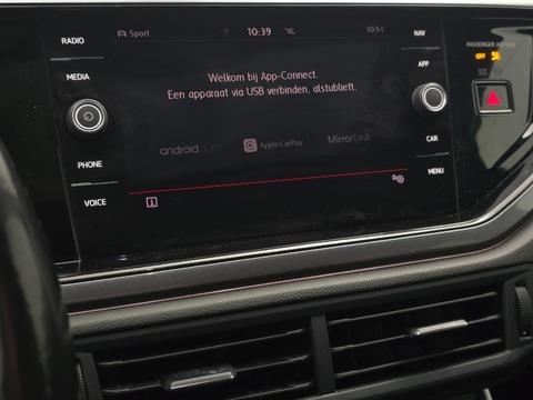 Volkswagen Polo GTI 2.0 TSI 200pk 2018, GGG-67-L