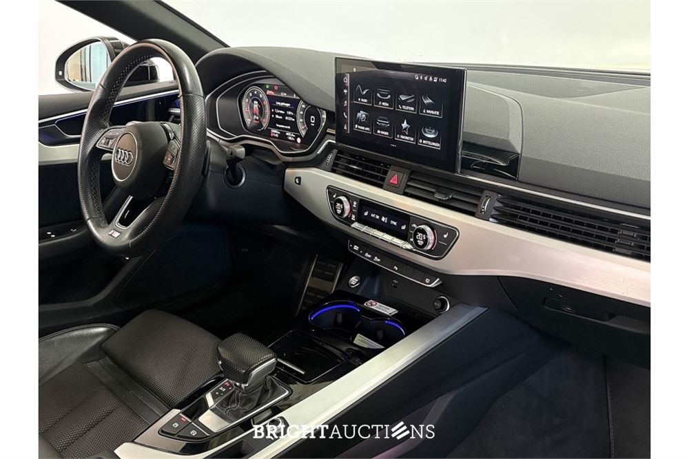 Audi A5 Sportback 35 S edition TFSI 149pk 2022 (Origineel-NL), R-331-TX