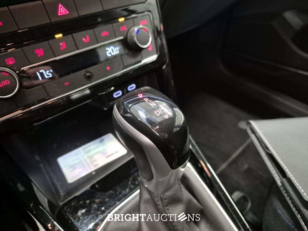 Volkswagen T-Cross Style Business 1.0 TSI DSG 110pk 2022, P-763-PS